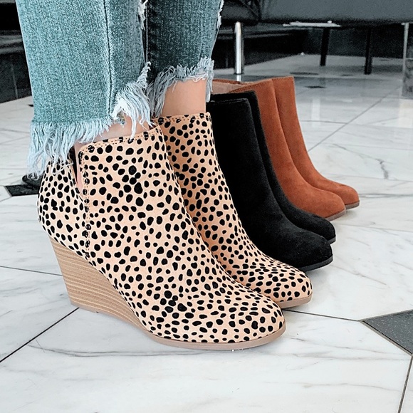 Leopard suede wedge booties - Picture 7 of 7